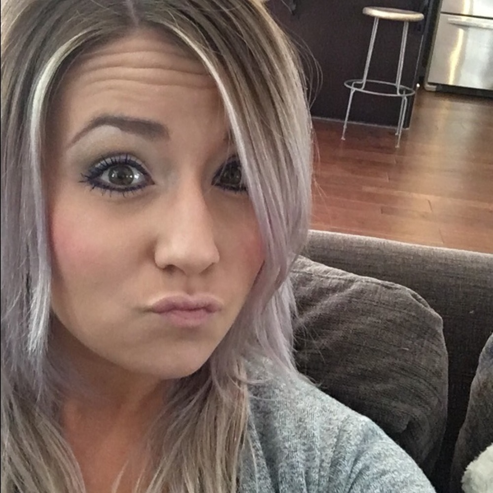 Meet your Posher, Kristen