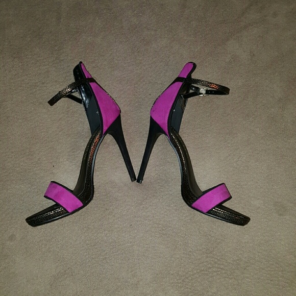 Paper fox sz 7 Heels - Picture 3 of 4