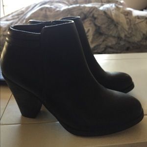 Black Mia Booties