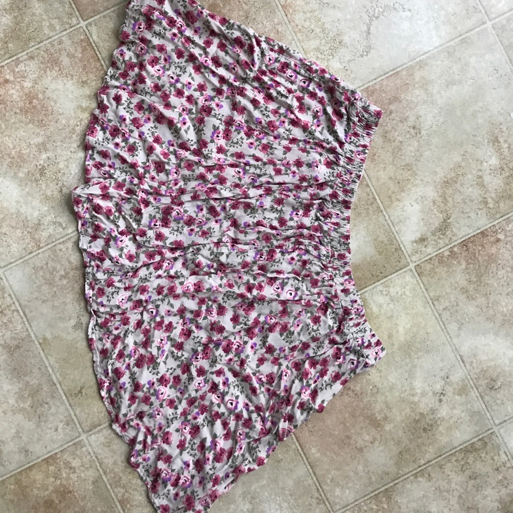 floral print skirt