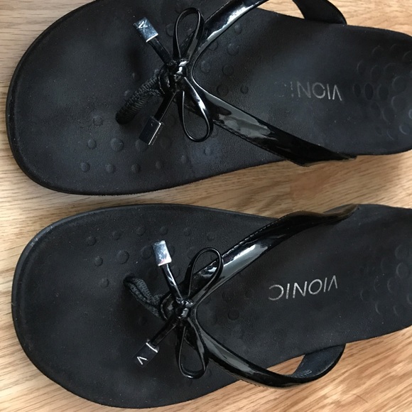 Vionic Orthaheel Bella II with Arch support. - Picture 2 of 4