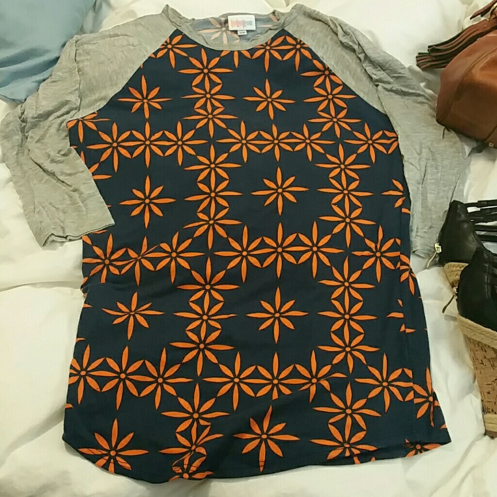 LulaRoe tee