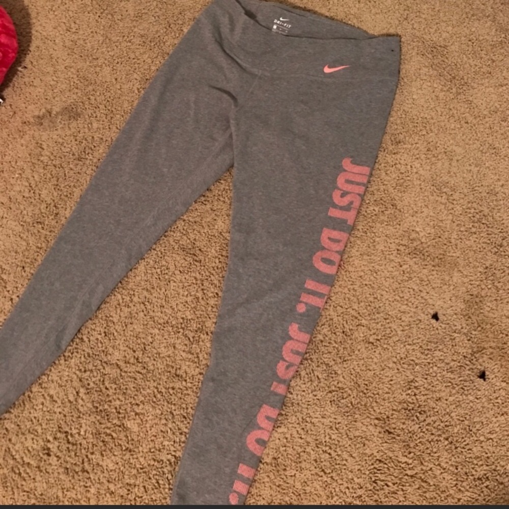 Nike leggings