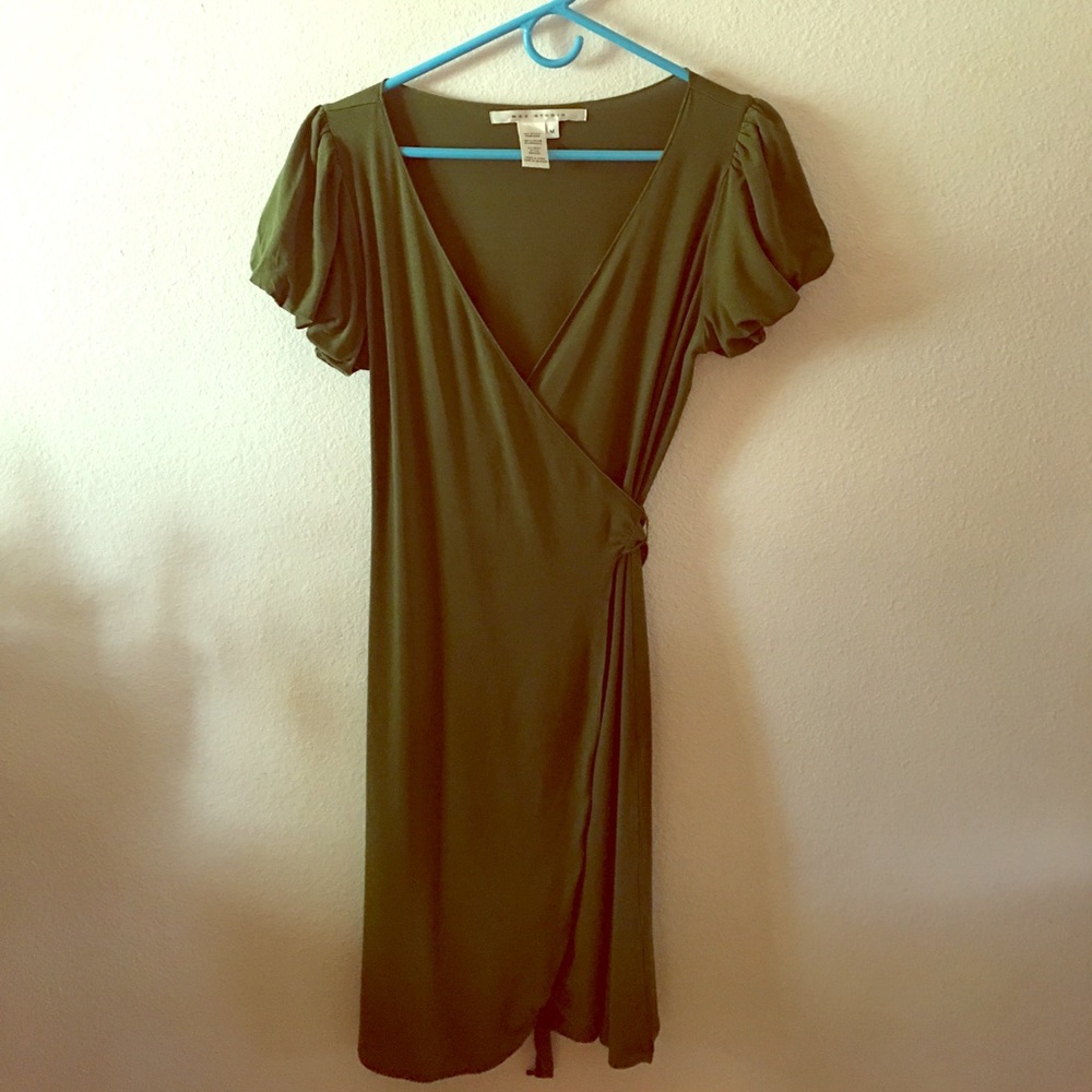 Max studio green wrap dress