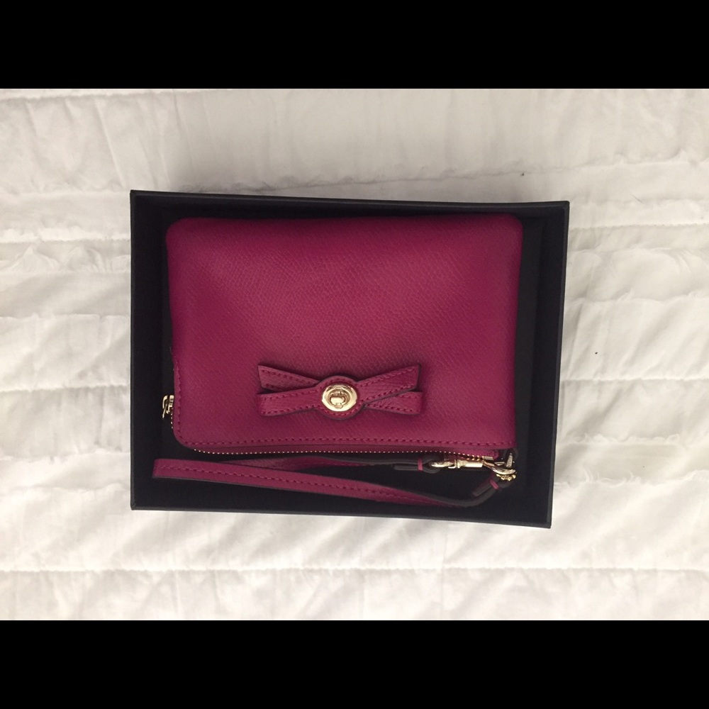 Coach A Perfect Fit Wristlet