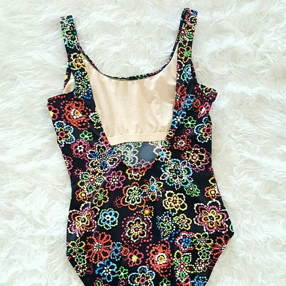 Multicolor Onepiece - Picture 6 of 7