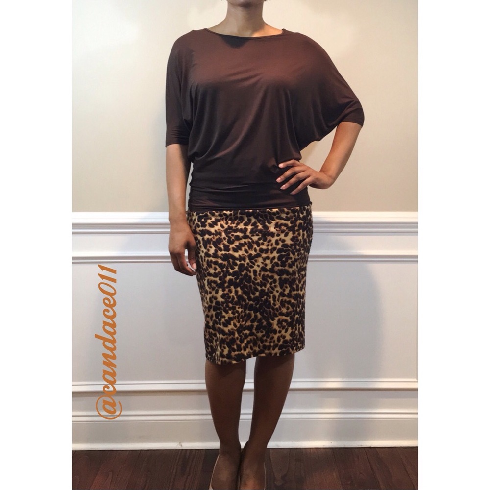 3/4 Sleeve Dolman Top (Brown) - Picture 4 of 5