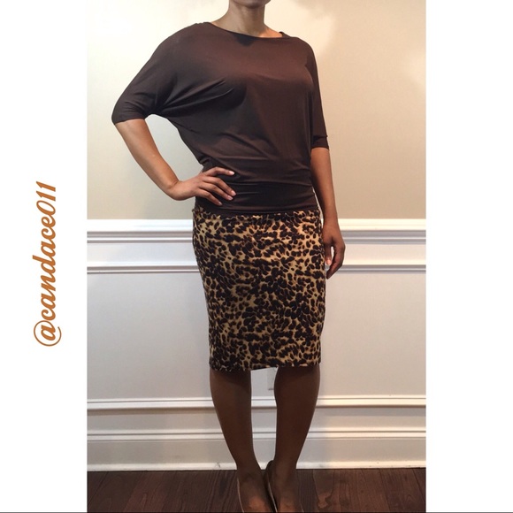 3/4 Sleeve Dolman Top (Brown) - Picture 2 of 5