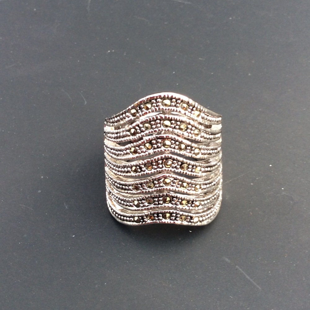 Ladies cocktail ring