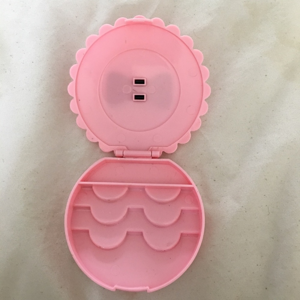 ✨PINK EYELASH HOLDER/ CASE✨