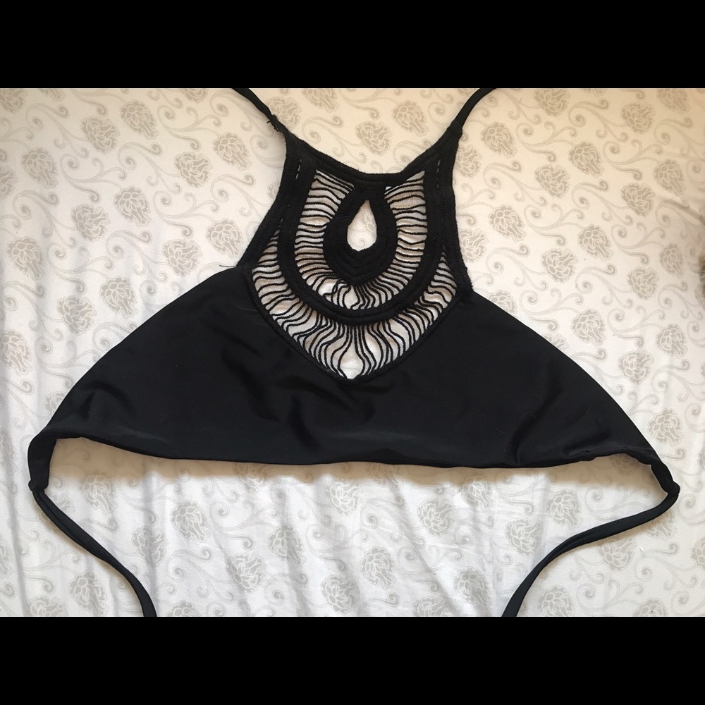 Bettinis black crochet halter bikini top