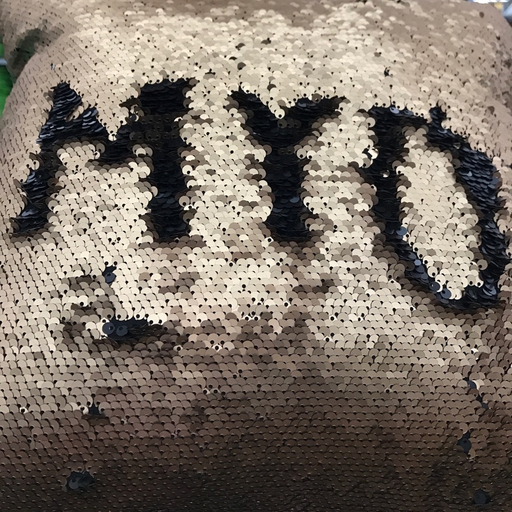 Meet your Posher, Mirna