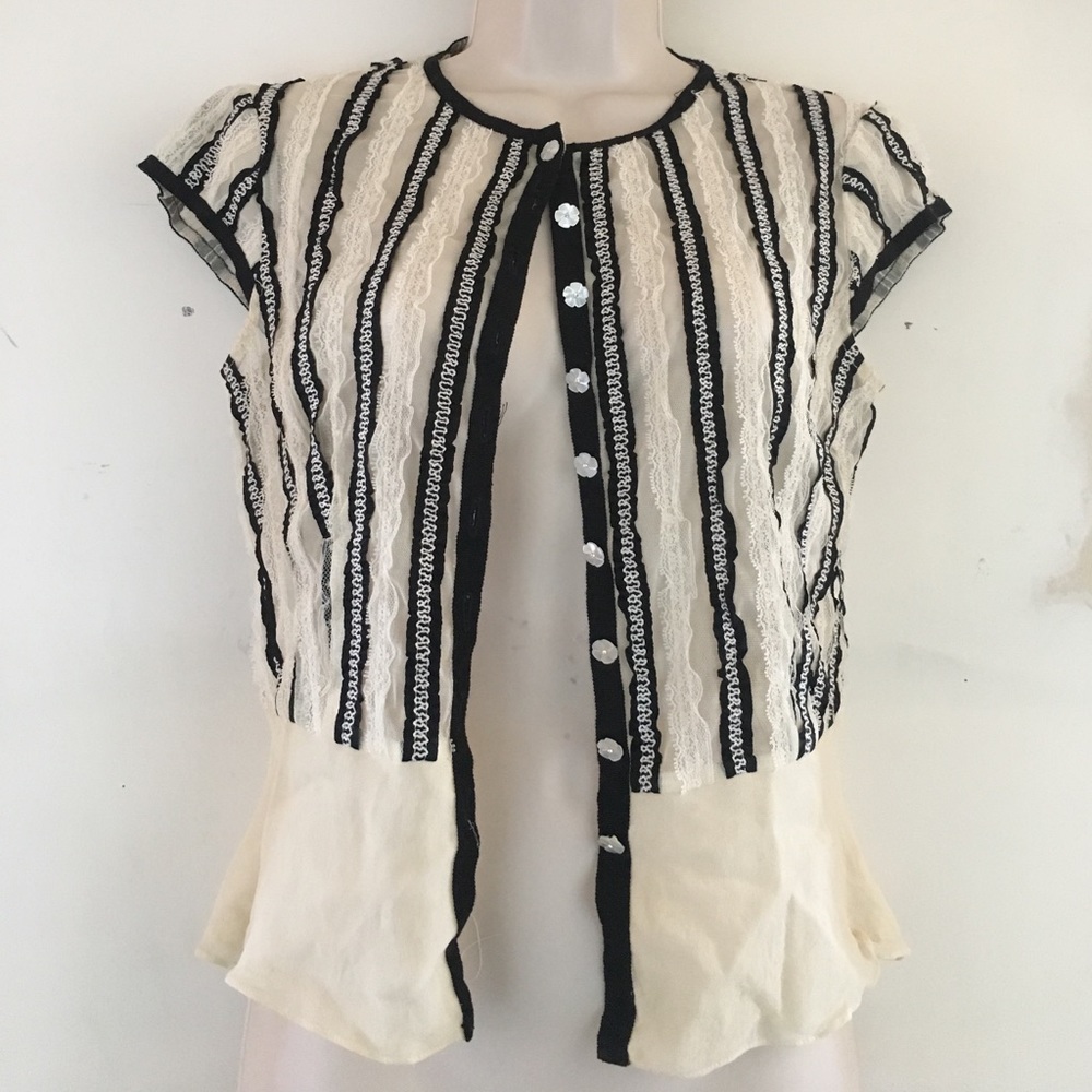 Adorable vintage blouse