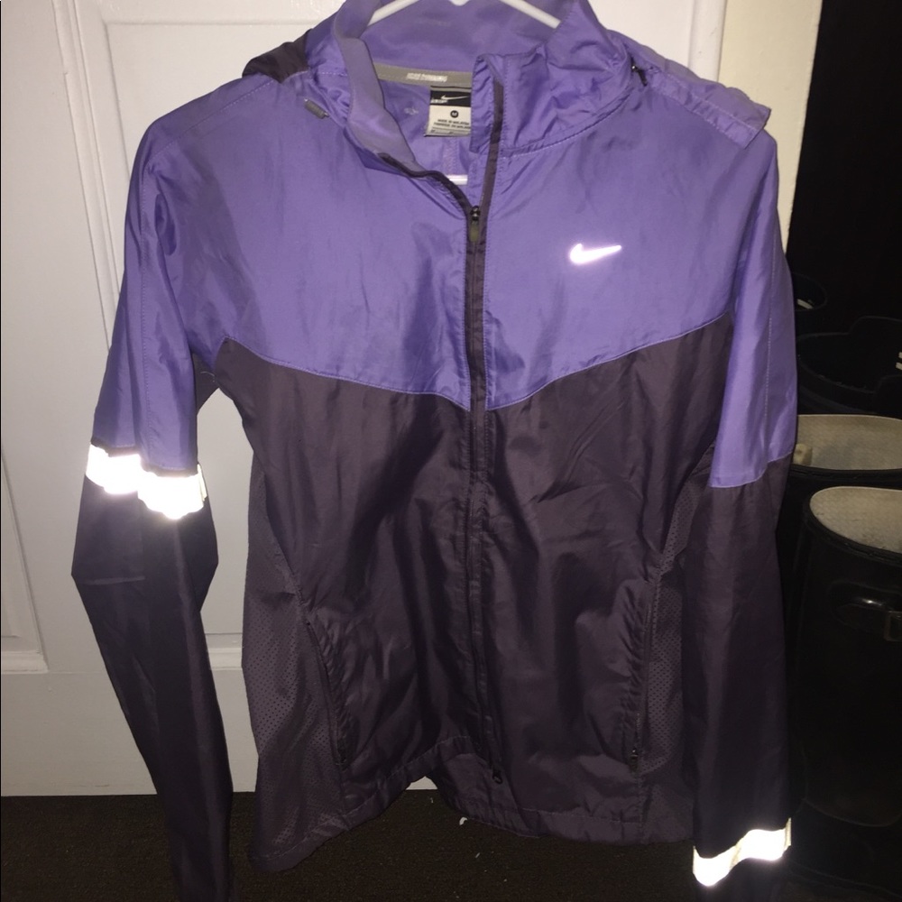 Nike Reflective Running Windbreaker