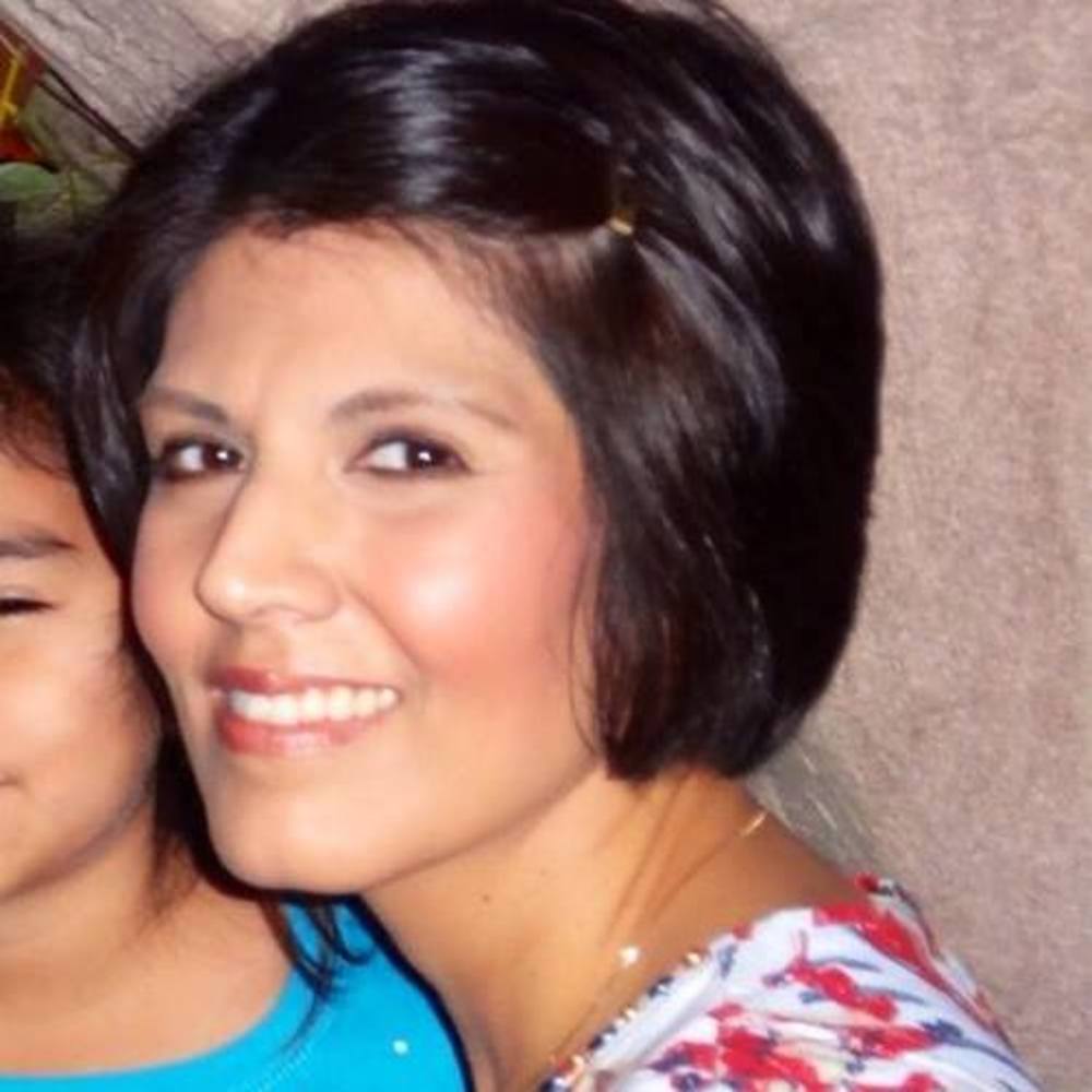 Meet your Posher, Delia