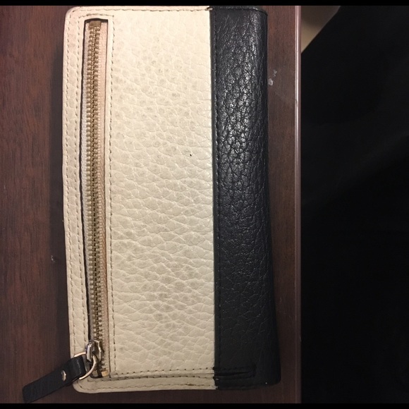Wallet - Picture 3 of 3