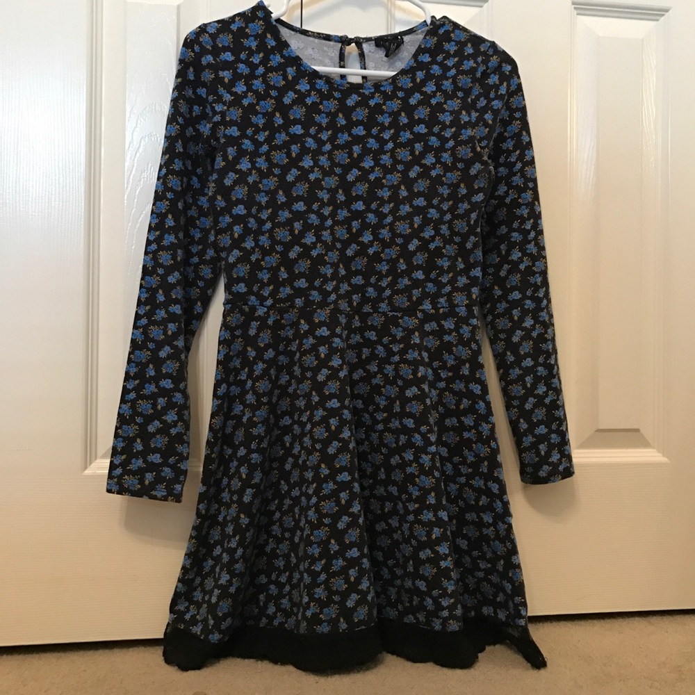Forever 21 Black/Blue Floral Dress with Lace Trim