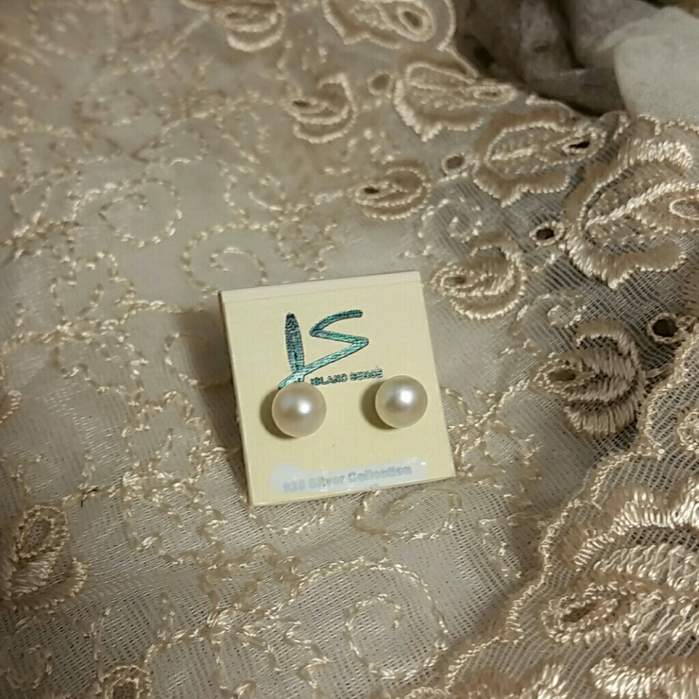 White Freshwater Pearl Earrings