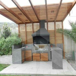 Meet your Posher, Bertha