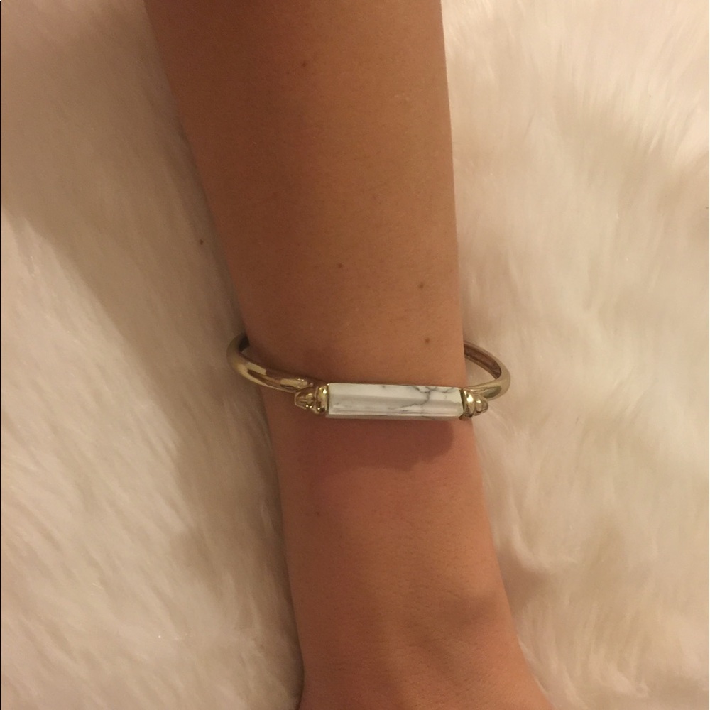 Dainty bracelet