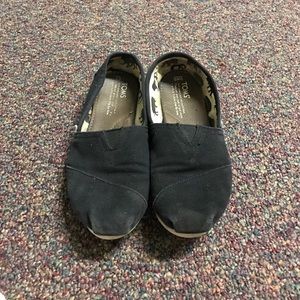 Black Toms