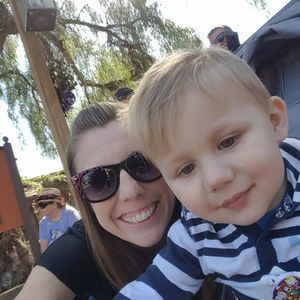 Meet your Posher, Ashley