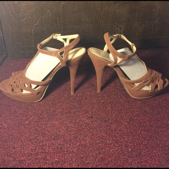 Cognac Brown Stiletto Heels - Picture 2 of 4