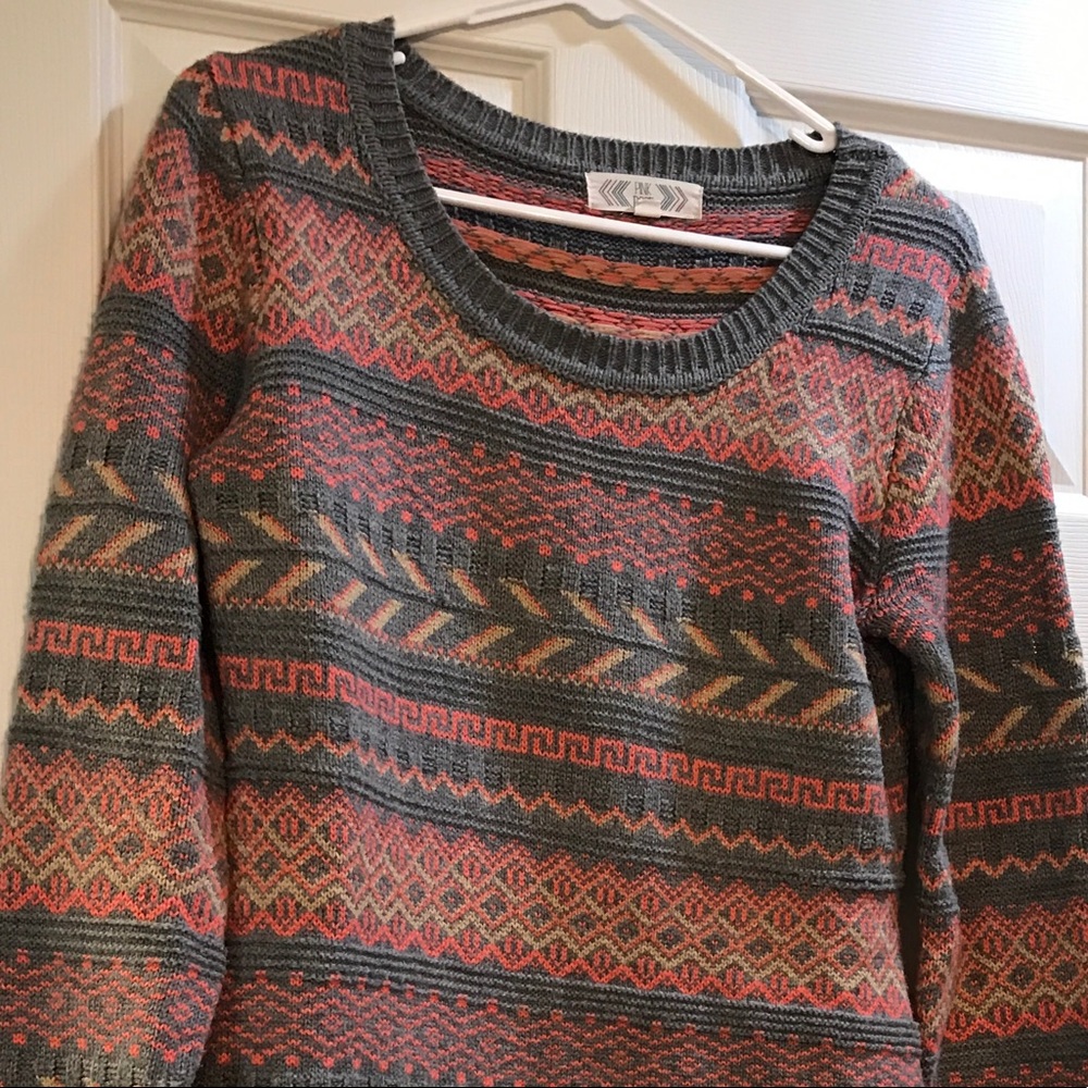 Cute Aztec Print Long Sweater Size L