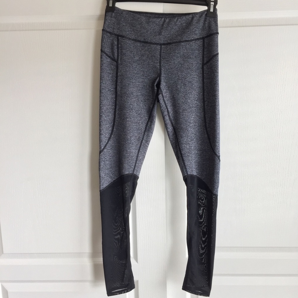 ⚡️FLASH SALE⚡️Zella Leggings