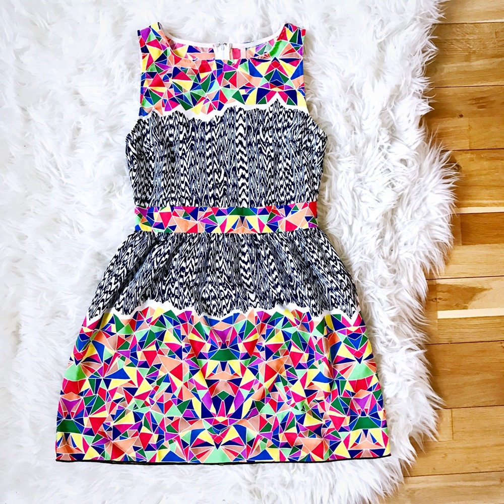 Cute Fun Funky Woodgrain Geometric Print Dress