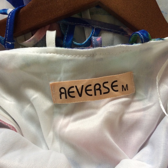 UO Reverse Midsummer Floral Maxi Dress - Picture 8 of 8