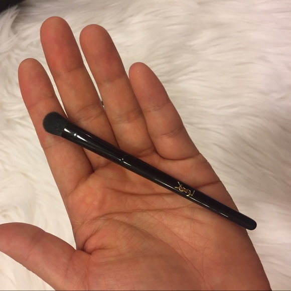 Yves Saint Laurent Makeup Ysl Eyeshadow Brush Travel Size Poshmark