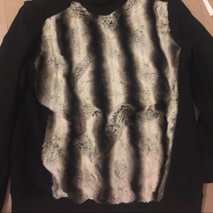 Zara fuzzy pullover. Size medium.