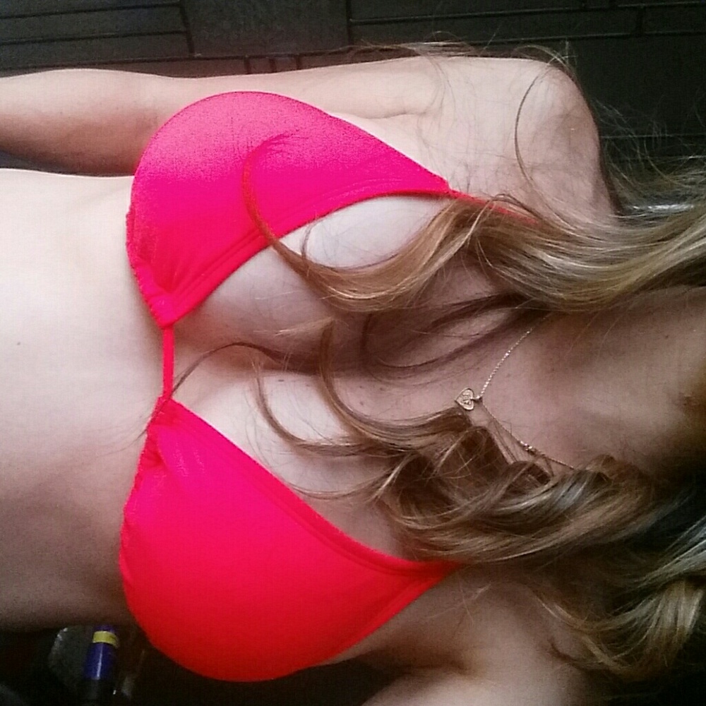 Roxy triangle bikini top