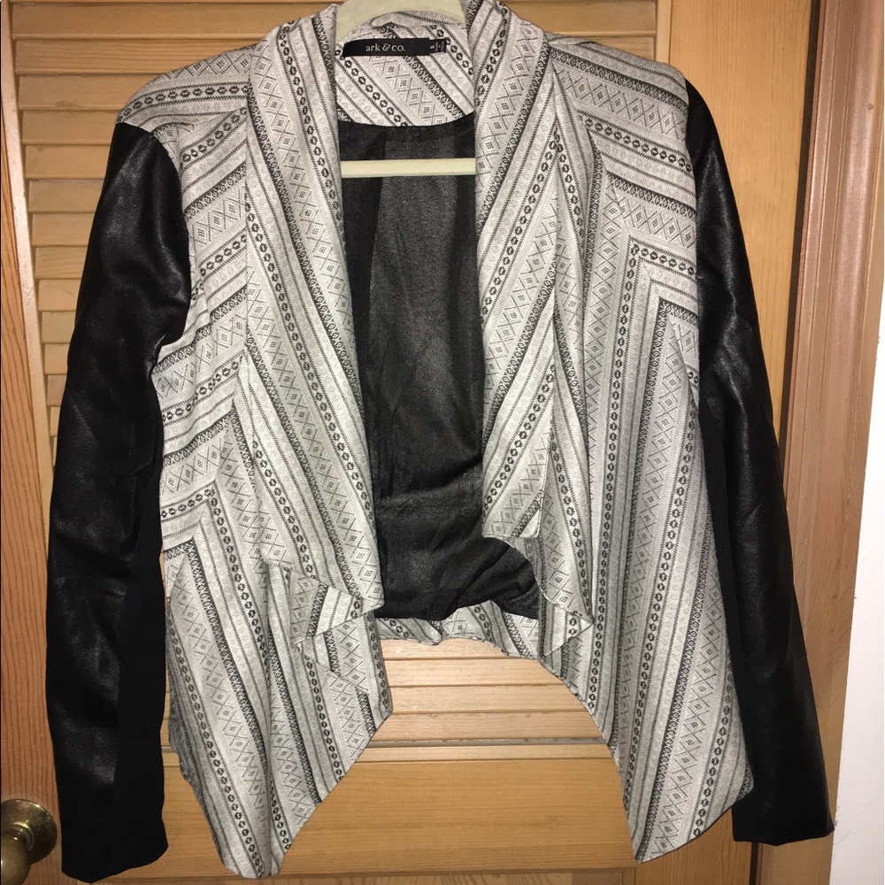Arch and co. Jacket with leather sleeves