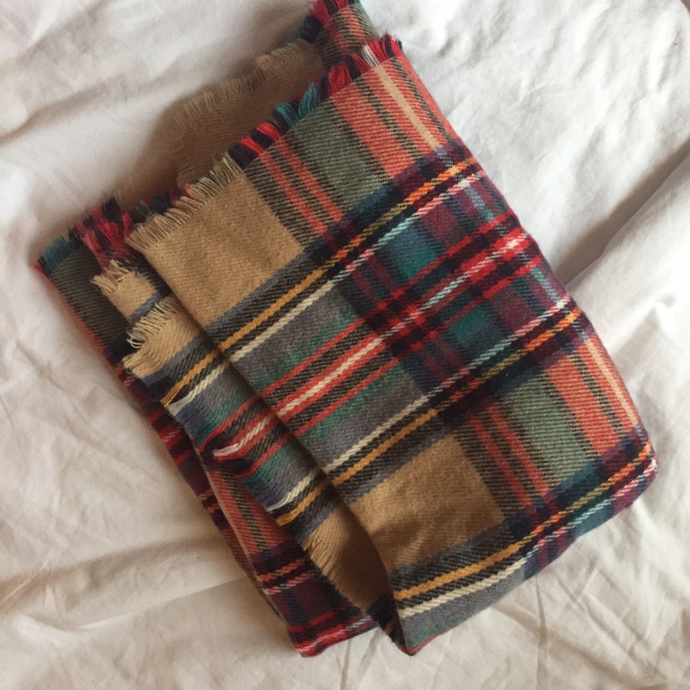 Plaid blanket scarf
