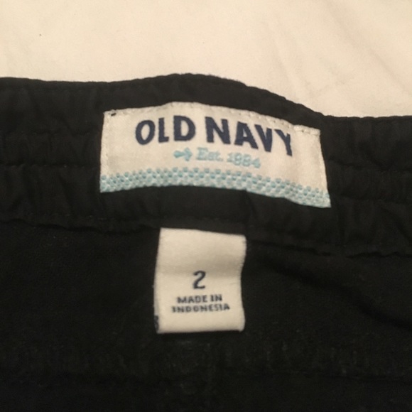Old navy black linen shorts - Picture 3 of 3