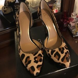 BCBG pumps