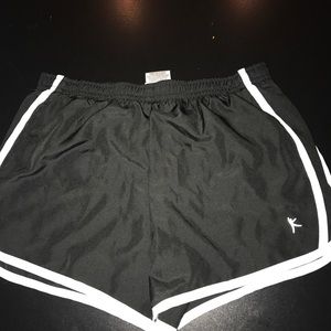 Girls jogging shorts size 10-12