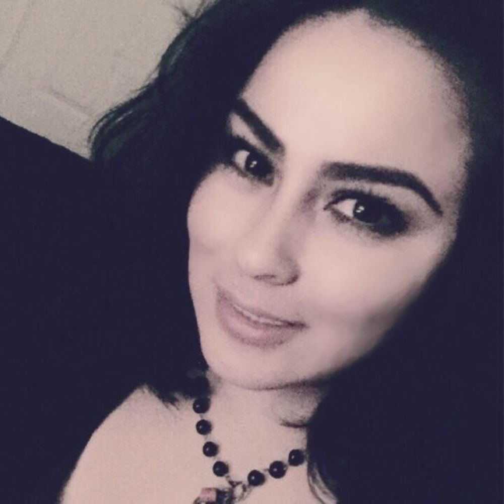 Meet your Posher, Yessika