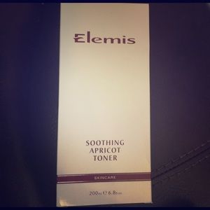 Elemis soothing apricot toner