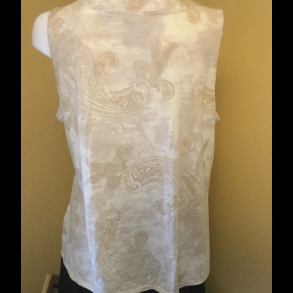 SOLD Soft V Neck Blouse
Con-LL229-B3 - Picture 4 of 5