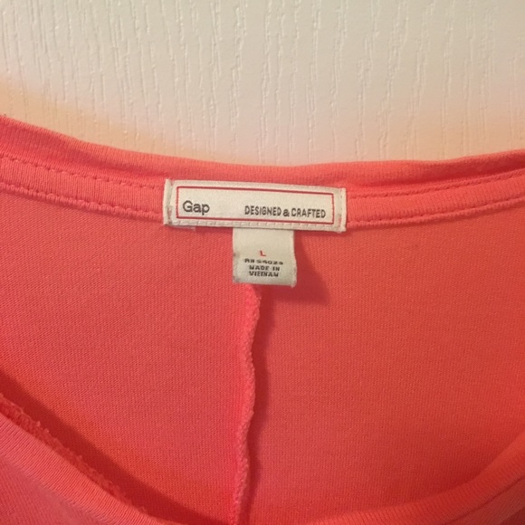 Coral 3/4 sleeve v neck - Picture 3 of 4