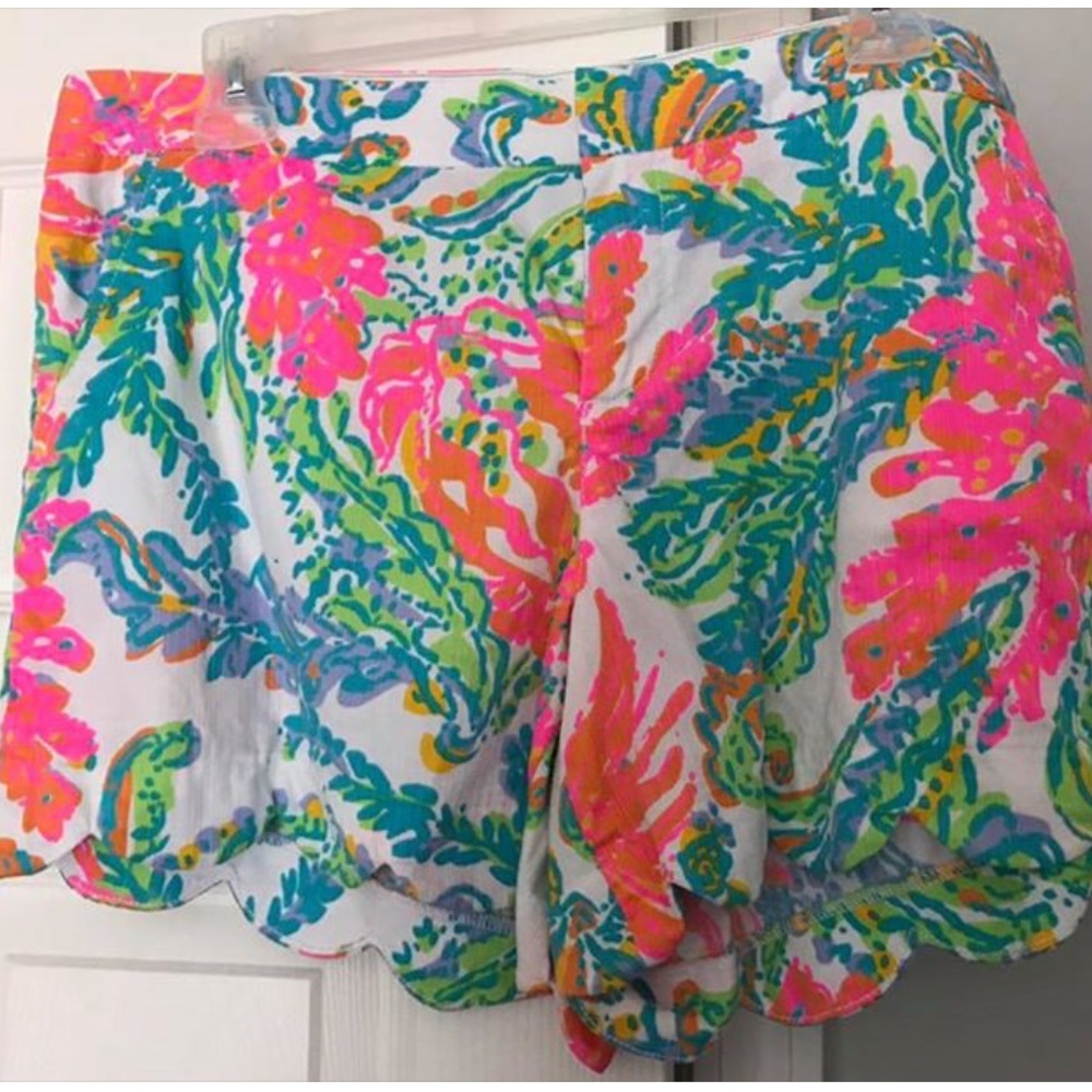 Lilly Pulitzer buttercup shorts
