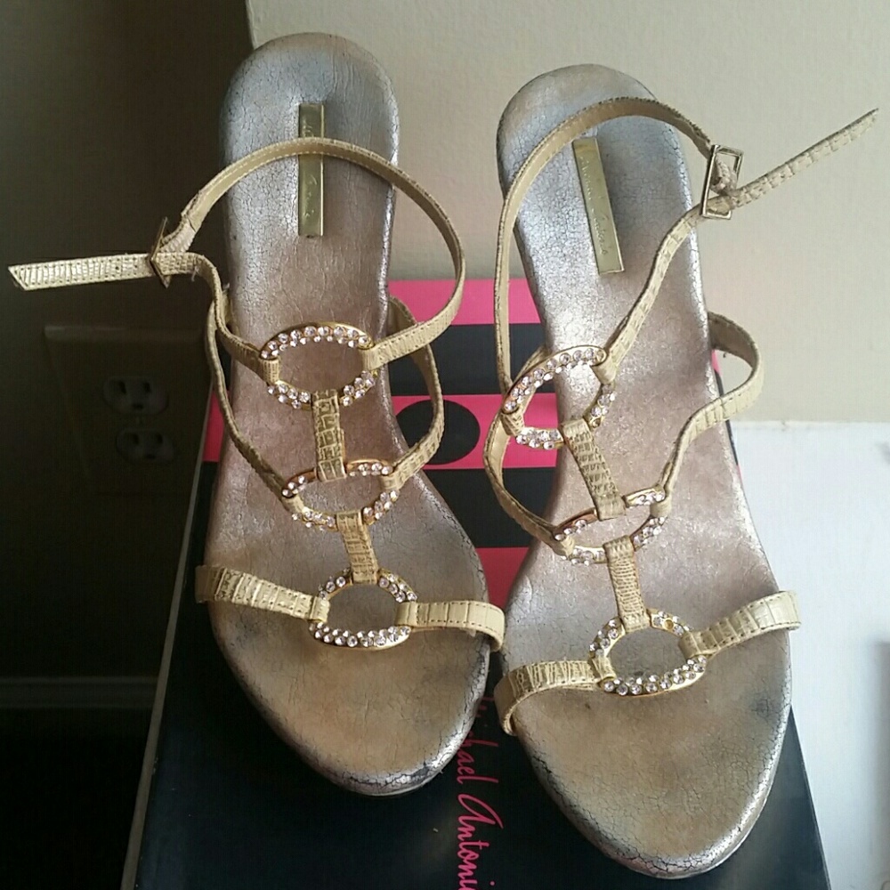 Michael Antonio heels