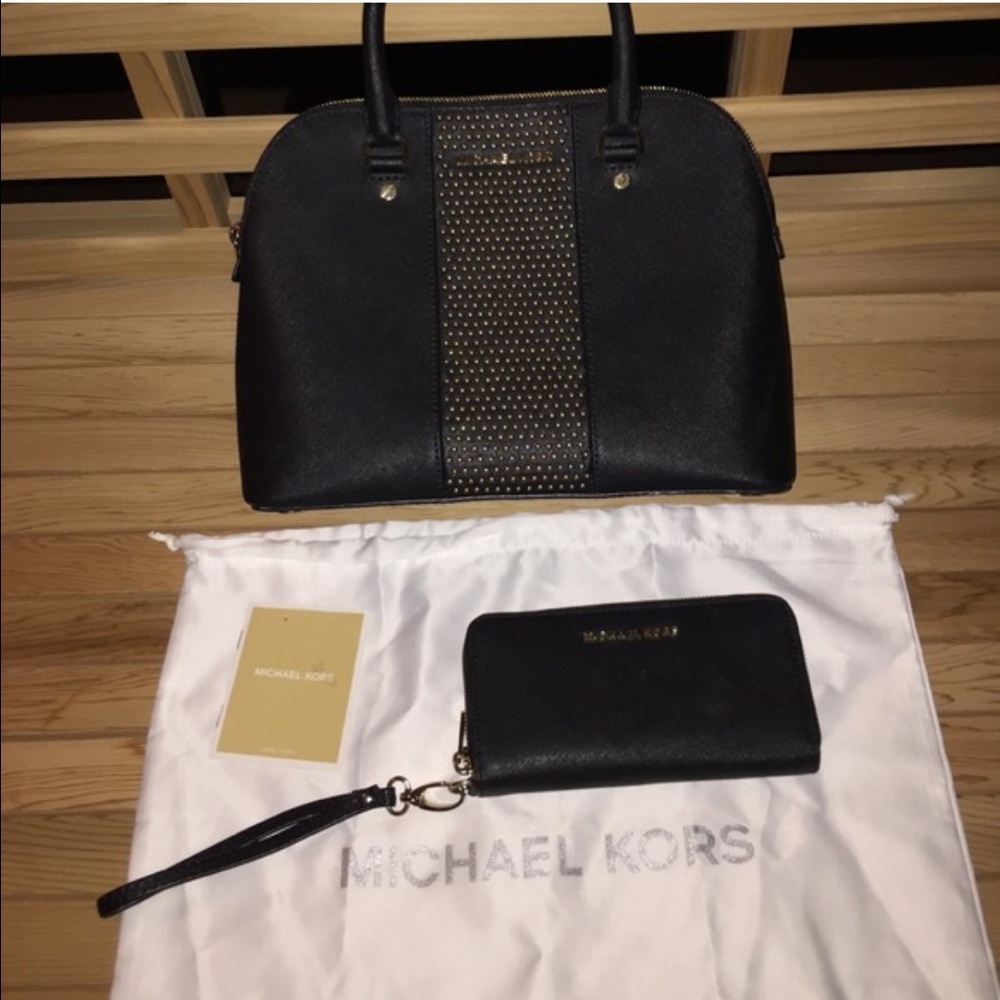 Very Rare MK Cindy Medium Dome Purse and Wallet