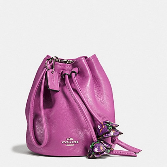 Coach Handbags - 2XHP! $84 BUNDLED! Coach Wristlet, Stunning Color