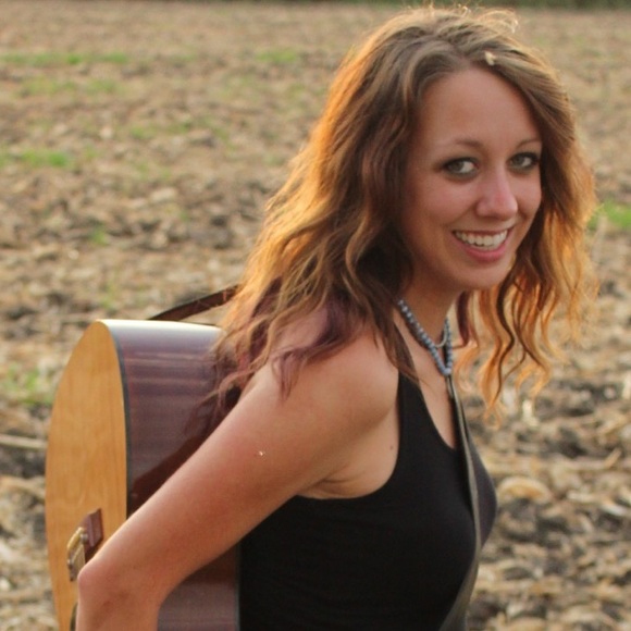 Meet your Posher, Jules - Picture 2 of 7