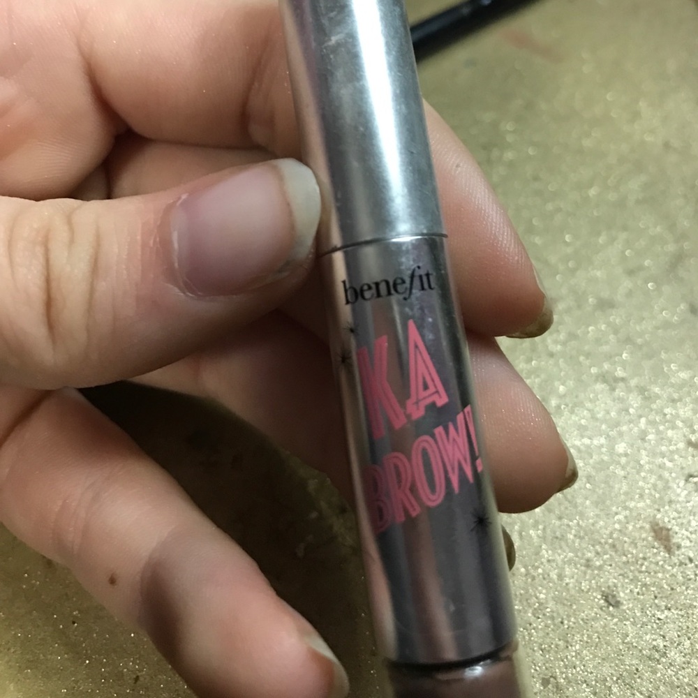 Benefit Ka-Brow shade 3