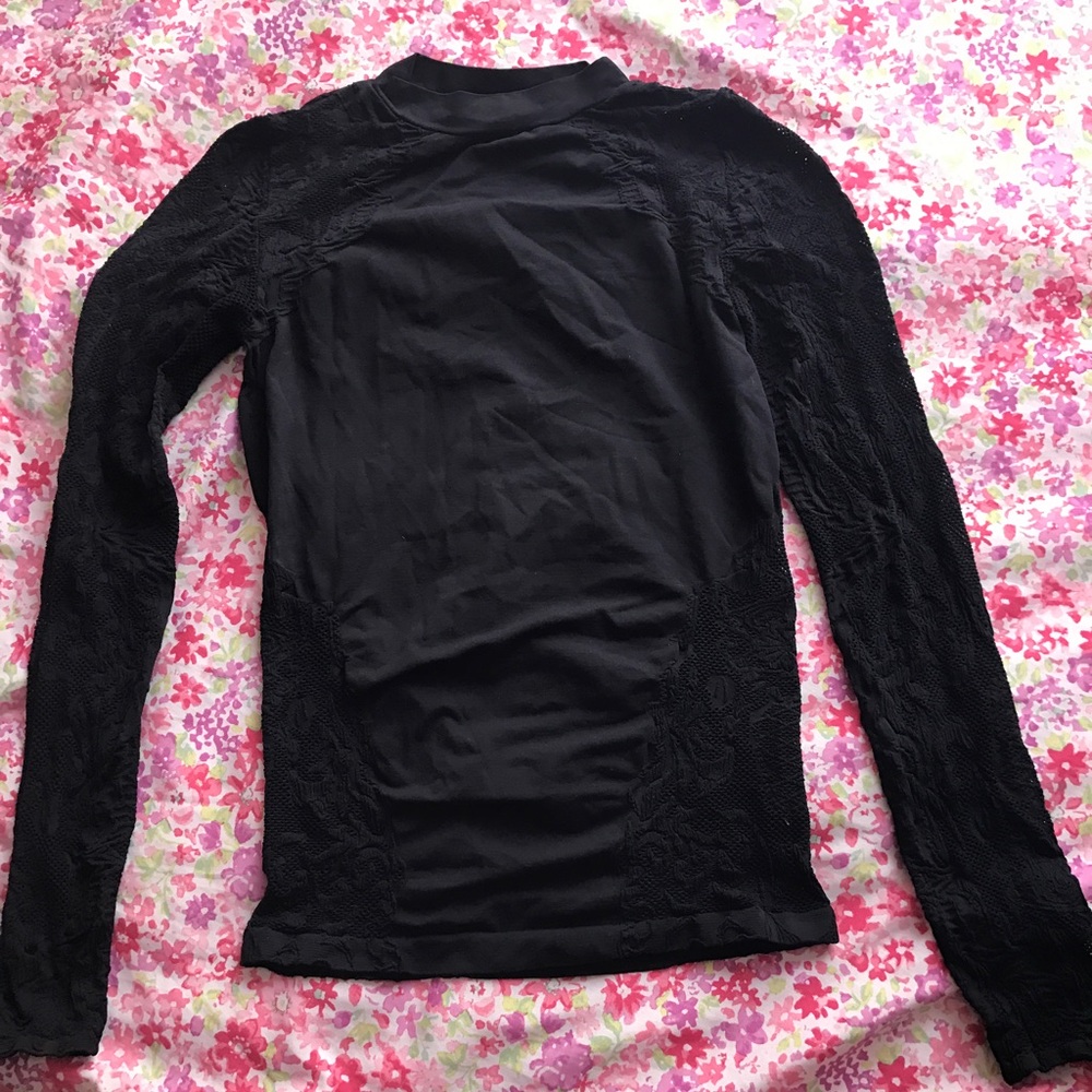 Bebe bodycon long sleeve shirt